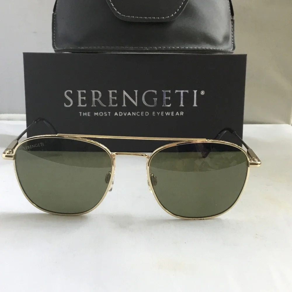 Serengeti Carroll Men’s Polarized with Gold Frame and Green Lenses